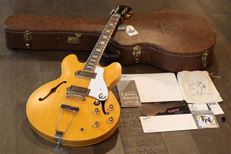 Epiphone Inspirado Em John Lennon Casino Natural