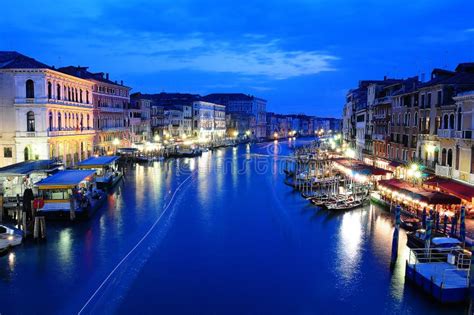 Veneza Noite De Fenda